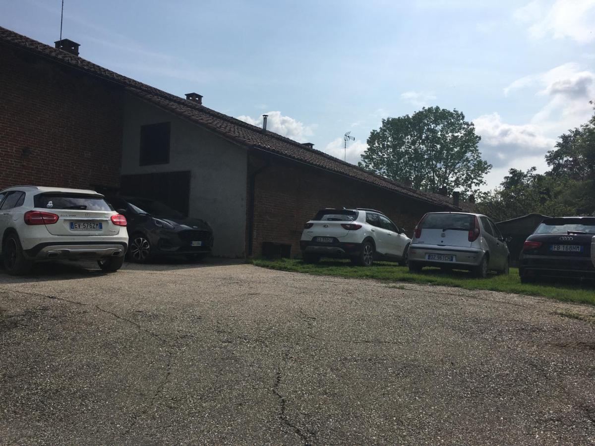 B&B Cascina Dei Levrieri Capriglio Exterior foto